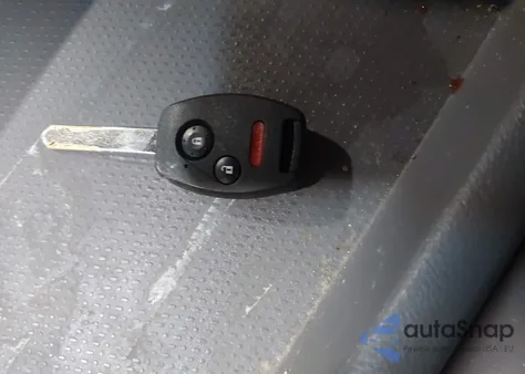 2010 Honda Odyssey Ex-L z USA, uszkodzony, nr VIN 5FNRL3H72AB012526